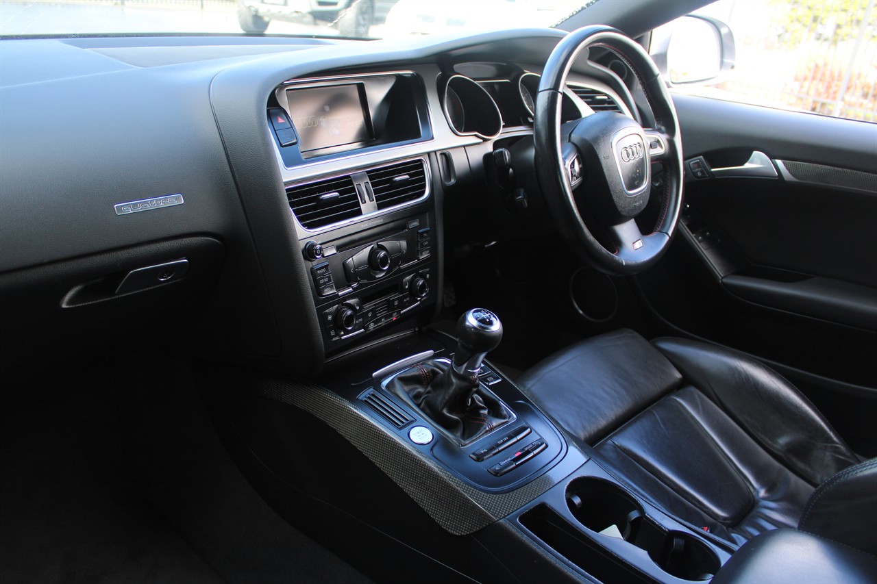 2009 Audi S5