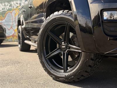 2020 Volkswagen Amarok - Thumbnail