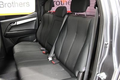 2016 Isuzu D-Max - Thumbnail