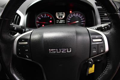 2016 Isuzu D-Max - Thumbnail