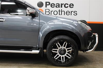 2016 Isuzu D-Max - Thumbnail