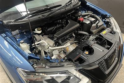 2017 Nissan X-Trail - Thumbnail