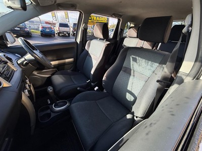 2007 Toyota Ist - Thumbnail