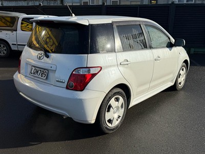 2007 Toyota Ist - Thumbnail