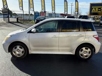 2007 Toyota Ist - Thumbnail