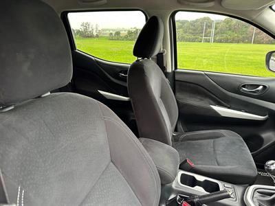 2017 Nissan Navara - Thumbnail