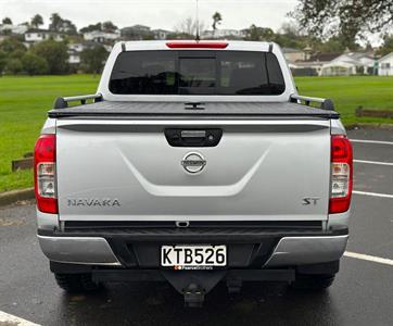 2017 Nissan Navara - Thumbnail