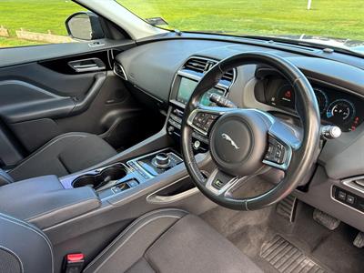 2017 Jaguar F-Pace - Thumbnail
