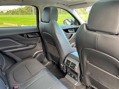 2017 Jaguar F-Pace - Thumbnail