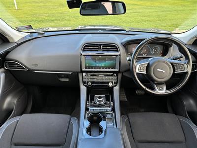 2017 Jaguar F-Pace - Thumbnail