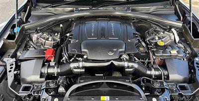 2017 Jaguar F-Pace - Thumbnail