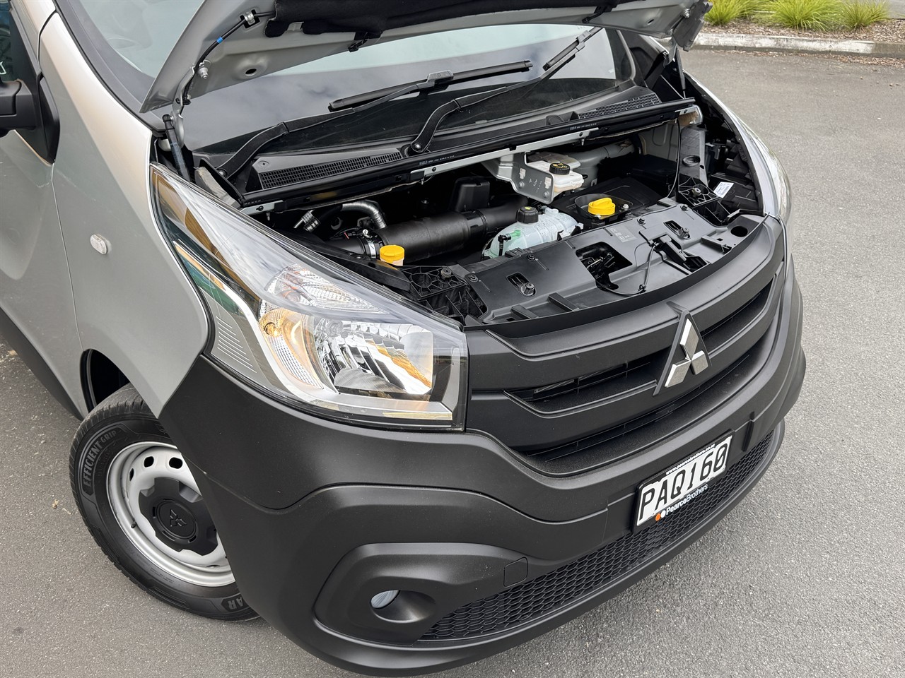 2022 Mitsubishi Express