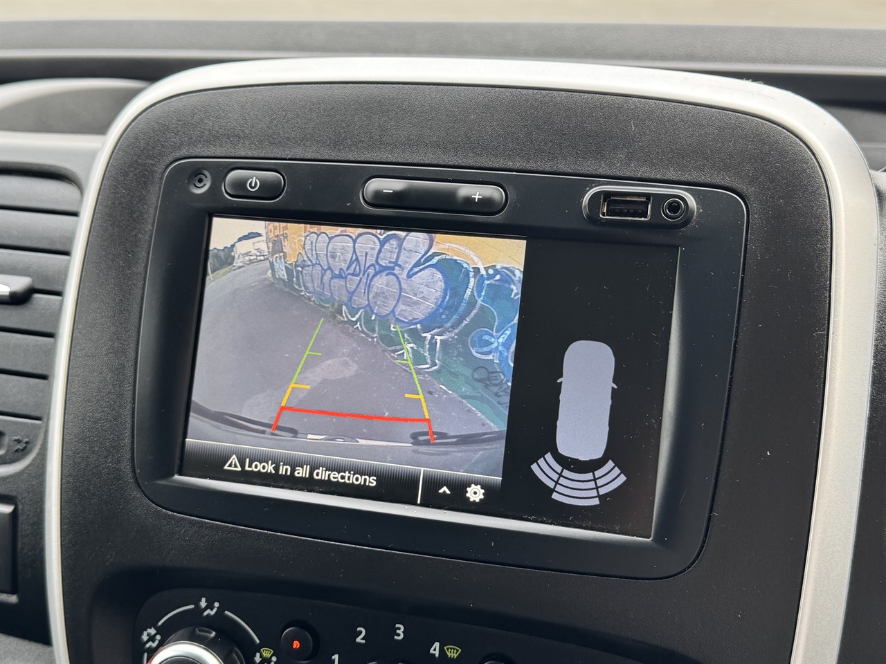 2022 Mitsubishi Express