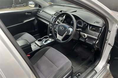 2012 Toyota Camry - Thumbnail