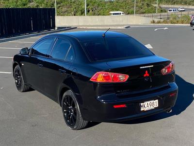 2008 Mitsubishi Galant - Thumbnail