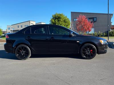 2008 Mitsubishi Galant - Thumbnail