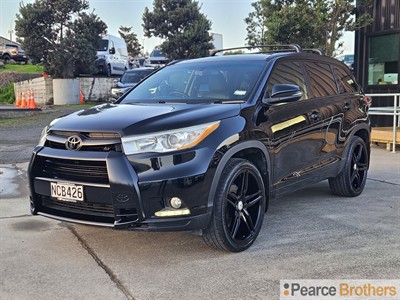 2015 Toyota Highlander - Thumbnail