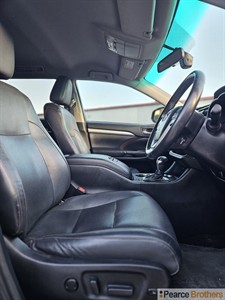 2015 Toyota Highlander - Thumbnail