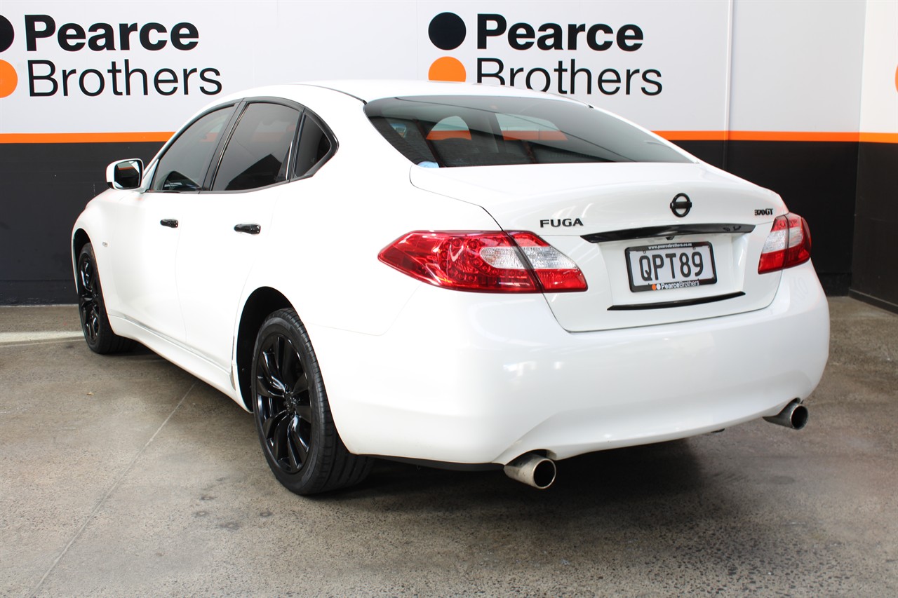 2010 Nissan Fuga