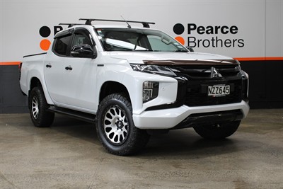 2022 Mitsubishi Triton