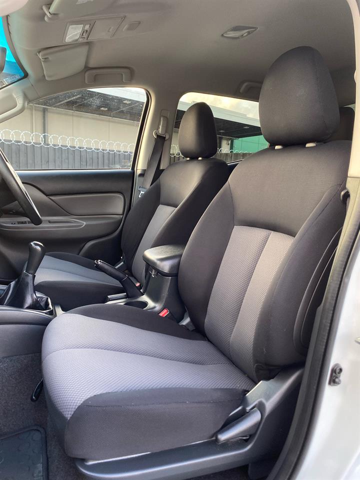 2017 Mitsubishi Triton