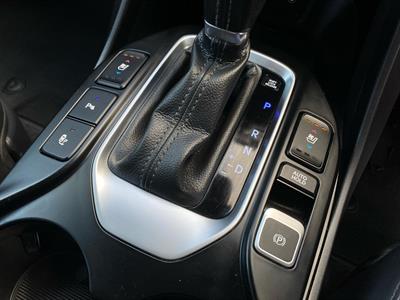 2018 Hyundai SANTA FE - Thumbnail