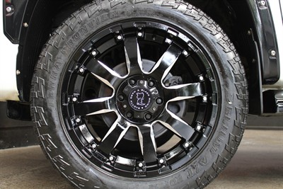 2020 Mitsubishi Triton - Thumbnail