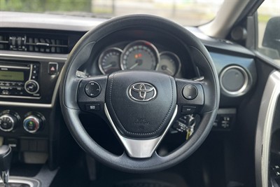 2013 Toyota Corolla - Thumbnail