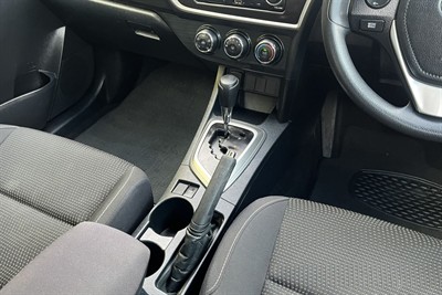 2013 Toyota Corolla - Thumbnail