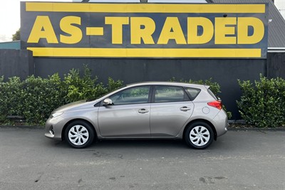 2013 Toyota Corolla - Thumbnail