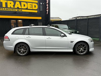 2009 Holden COMMODORE - Thumbnail