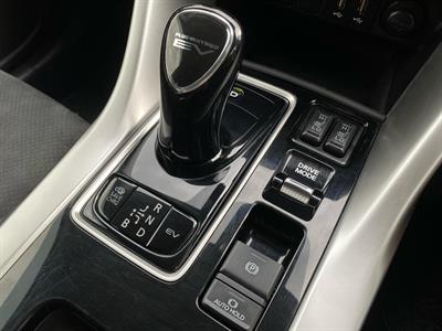 2022 Mitsubishi Eclipse Cross - Thumbnail