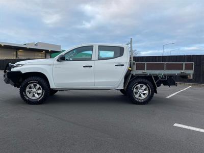 2021 Mitsubishi Triton - Thumbnail