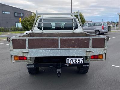 2021 Mitsubishi Triton - Thumbnail