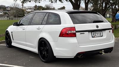 2016 Holden Commodore - Thumbnail