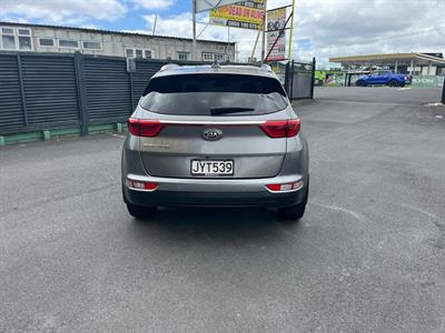 2016 Kia Sportage - Thumbnail