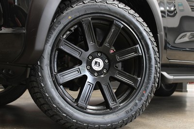 2017 Nissan Navara - Thumbnail