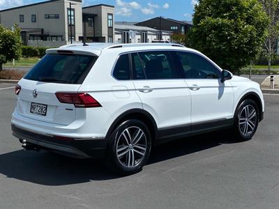 2020 Volkswagen Tiguan - Thumbnail