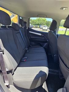 2020 Holden Colorado - Thumbnail