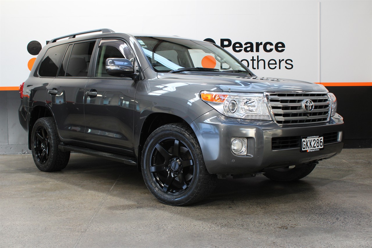 2012 Toyota Land Cruiser
