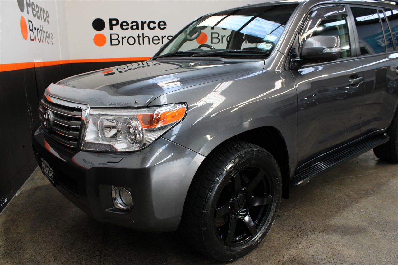 2012 Toyota Land Cruiser