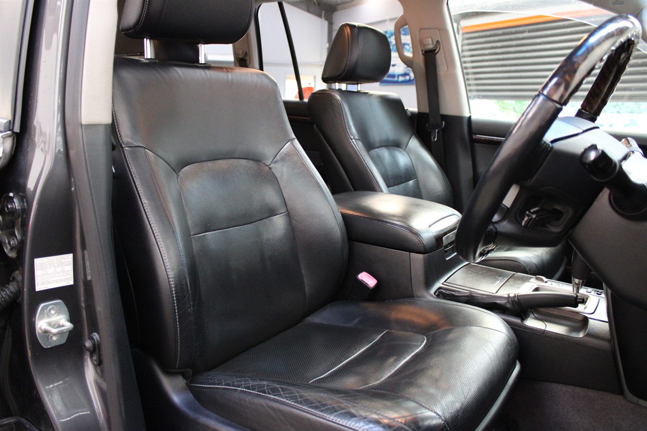 2012 Toyota Land Cruiser