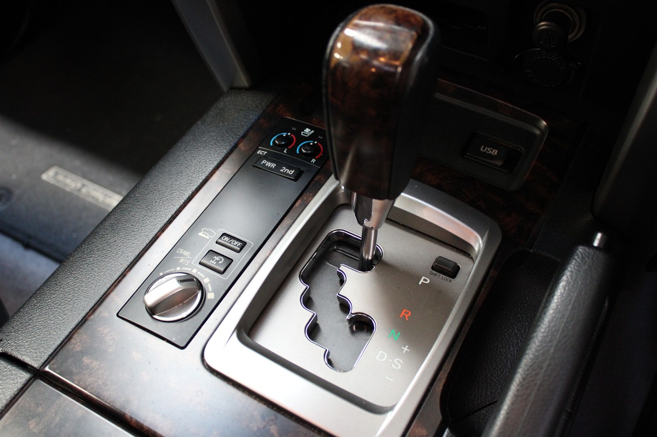 2012 Toyota Land Cruiser