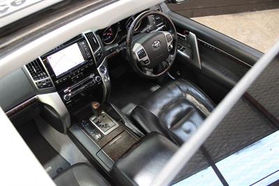2012 Toyota Land Cruiser - Thumbnail