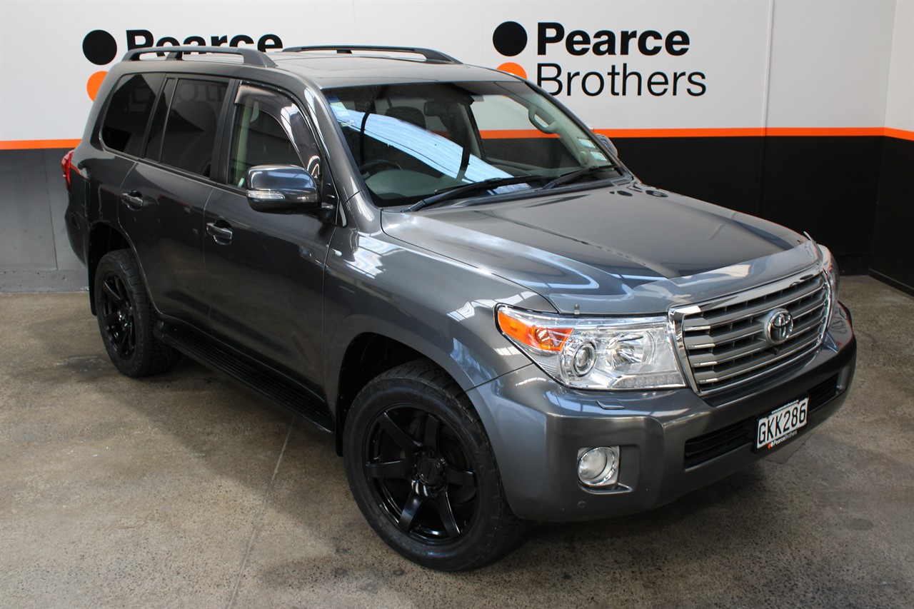 2012 Toyota Land Cruiser