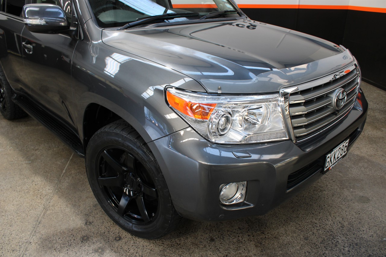 2012 Toyota Land Cruiser