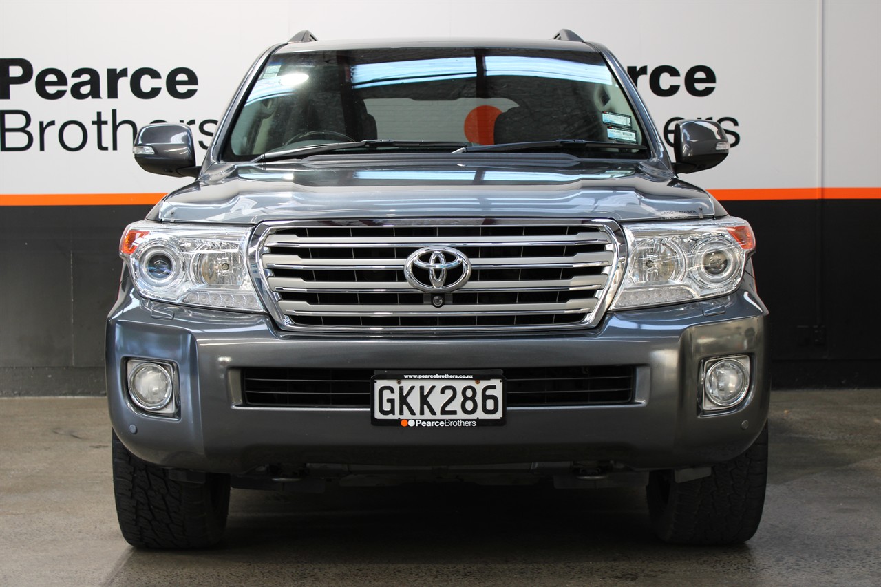 2012 Toyota Land Cruiser