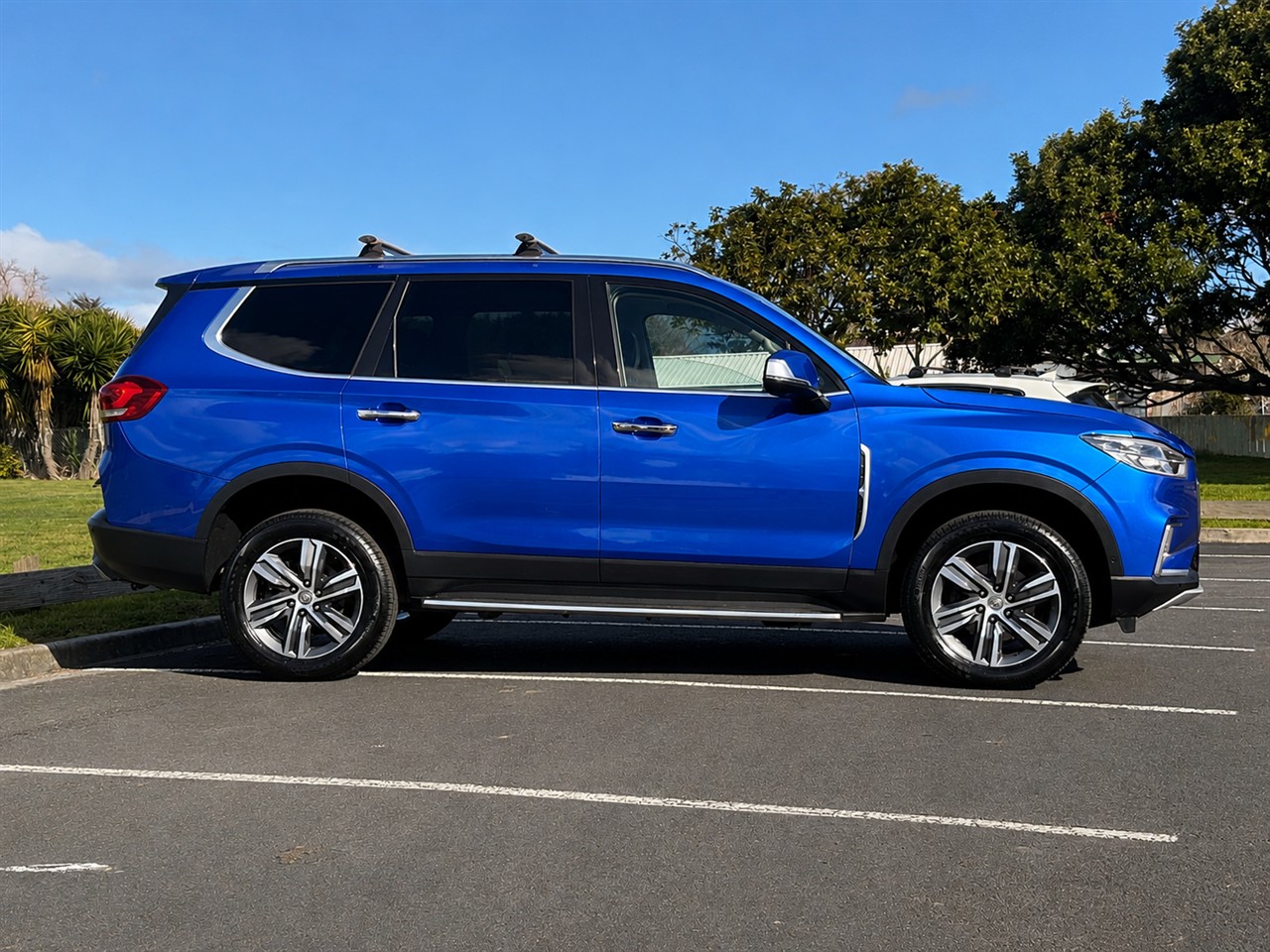 2020 LDV D90