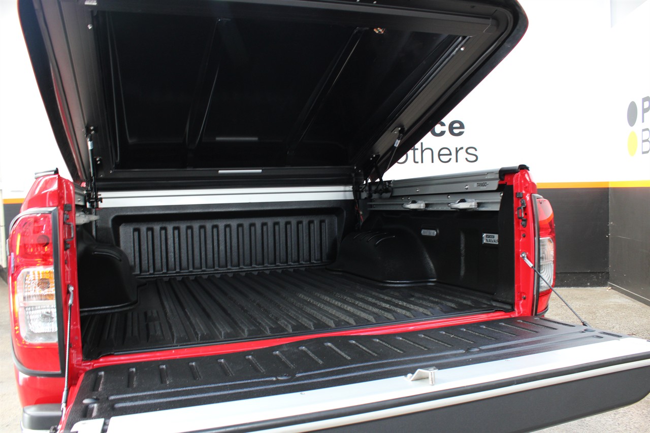 2015 Nissan Navara