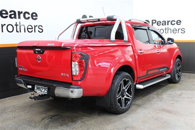 2015 Nissan Navara - Thumbnail